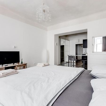 Lovely Apartments Heart Of 프라하 외부 사진