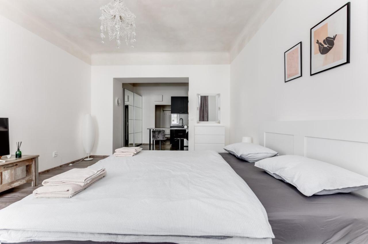 Lovely Apartments Heart Of 프라하 외부 사진