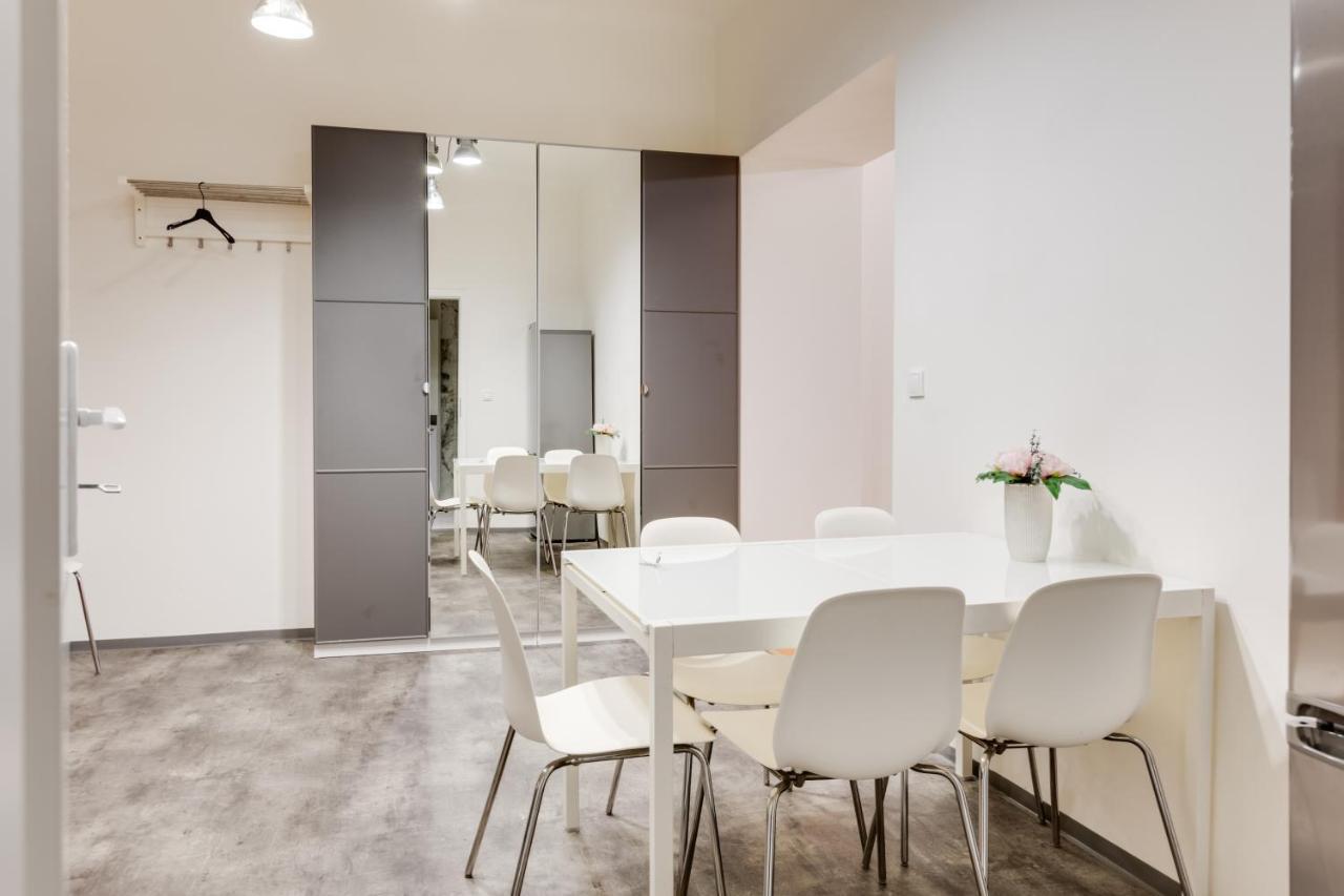 Lovely Apartments Heart Of 프라하 외부 사진